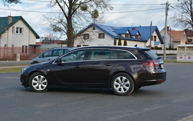 Opel Insignia cena 32900 przebieg: 305000, rok produkcji 2014 z Dzierzgoń małe 379